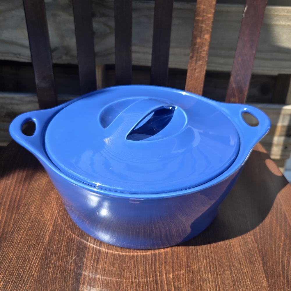 CORNINGWARE Blue Casserole Dish